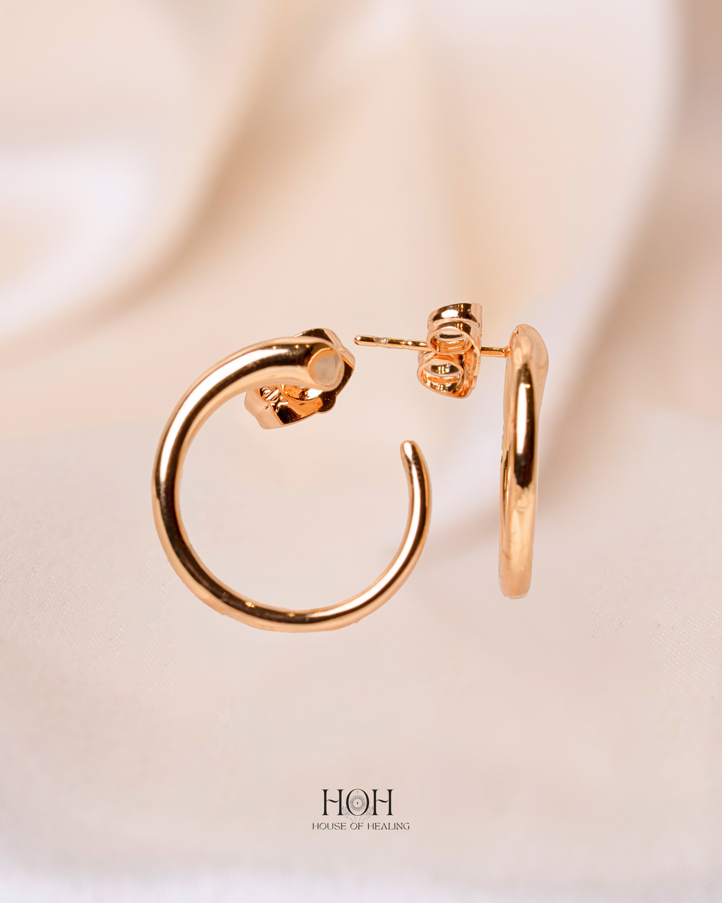The Tapered Crescent Hoop
